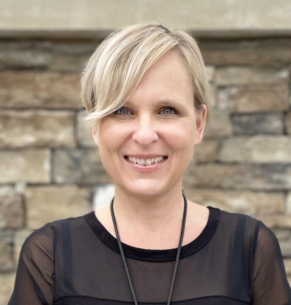 Yvette Freter